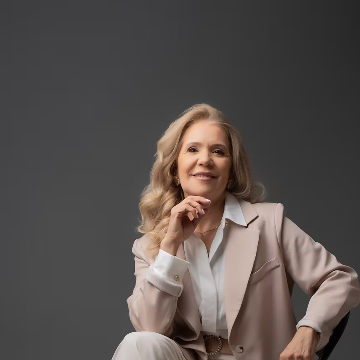 Elizama Smith, skincare specialist